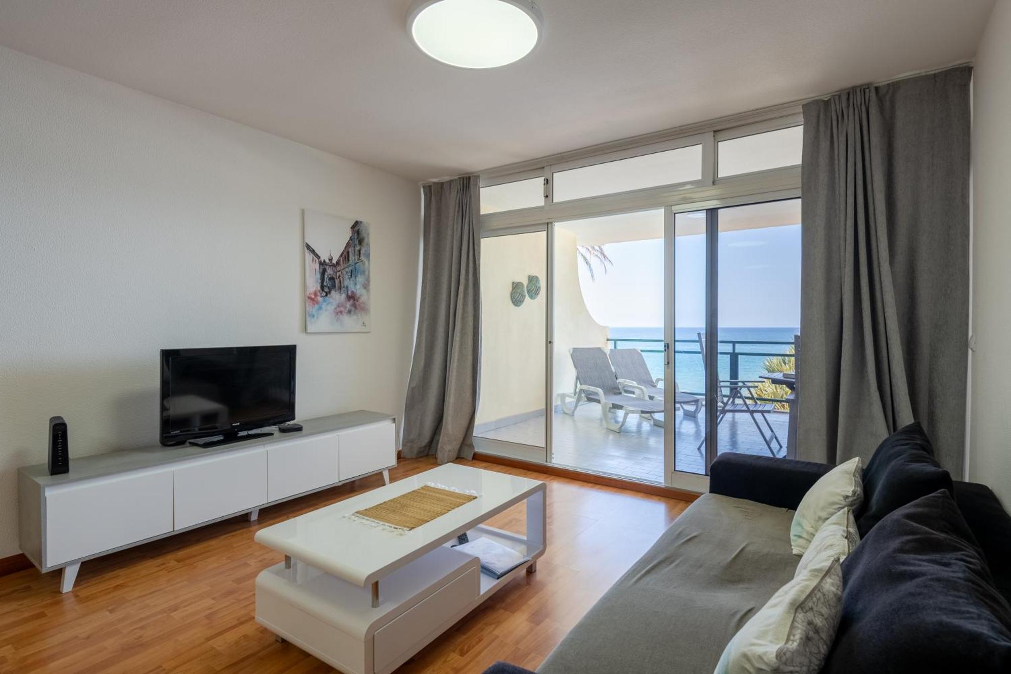 Atlantic View Apartment At Formosa Beach Фуншал Экстерьер фото